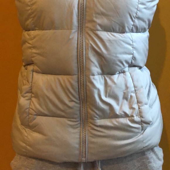 Vest - Picture 4 of 4